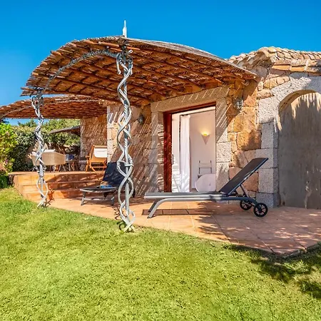 Le Di Cala Ginepro Villa Monte Petrosu