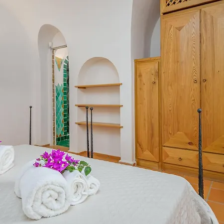 Le Di Cala Ginepro Villa *